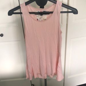 ‼️ DONATING SOON ‼️ Size small pink Cupio tank top!